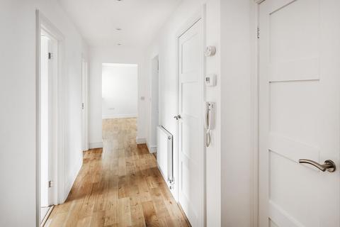 undefined, Ashley Road, Walton-on-Thames, KT12