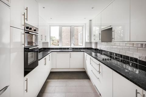 undefined, Ashley Road, Walton-on-Thames, KT12