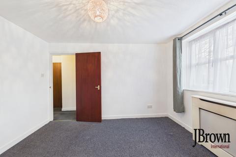 1 bedroom flat for sale, Dock Road, Tilbury, Essex, RM18