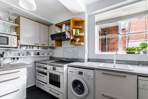 2 bedroom flat to rent, Cranfield House, Bloomsbury, London, WC1B