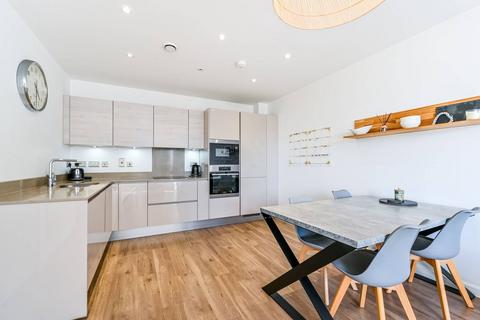 2 bedroom flat to rent, 17 Nellie Cressall Way, London E3