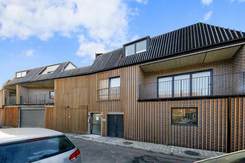 undefined, Bush Close, Trantor Court, IG2