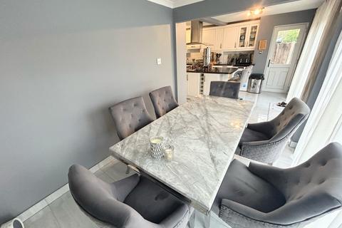 undefined, Columbia Gardens, Warwickshire CV12
