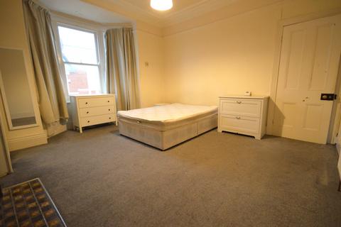 undefined, Wingrove Avenue, Newcastle upon Tyne NE4