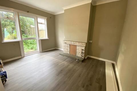 3 bedroom semi-detached house for sale, Hatch Lane, Harmondsworth