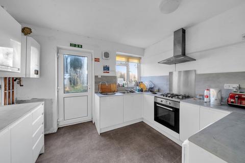 undefined, Overcliffe, Gravesend, DA11