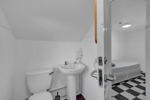 undefined, Overcliffe, Gravesend, DA11