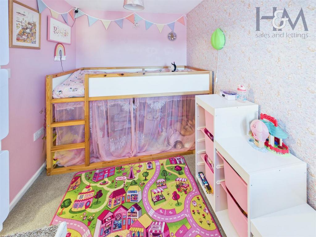 CAM05648 G0-PR0024-STILL045.jpg