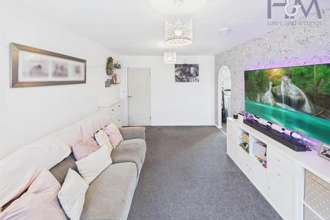 3 bedroom terraced house for sale, Wigram Way, Stevenage, Hertfordshire.