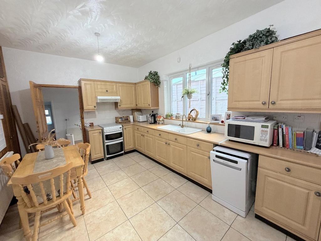 Breakfast kitchen