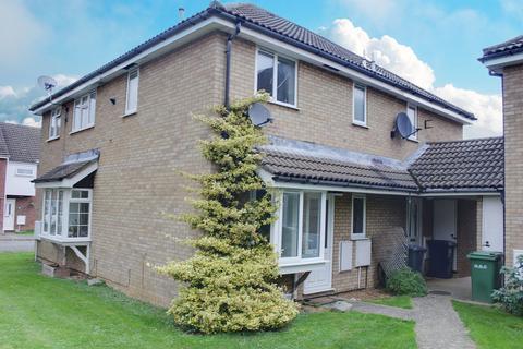 1 bedroom property to rent, Buttermel Close, Huntingdon PE29