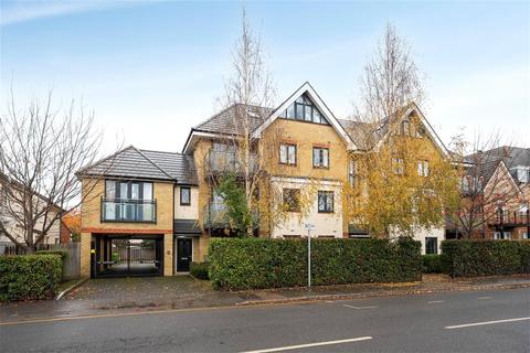 undefined, Swan Road, Middlesex