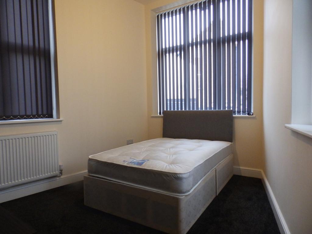 5 Christina House, Lennox Street, Preston. PR1 3 XU
