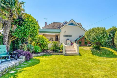 5 bedroom detached house for sale, Lilliput Road, Poole BH14