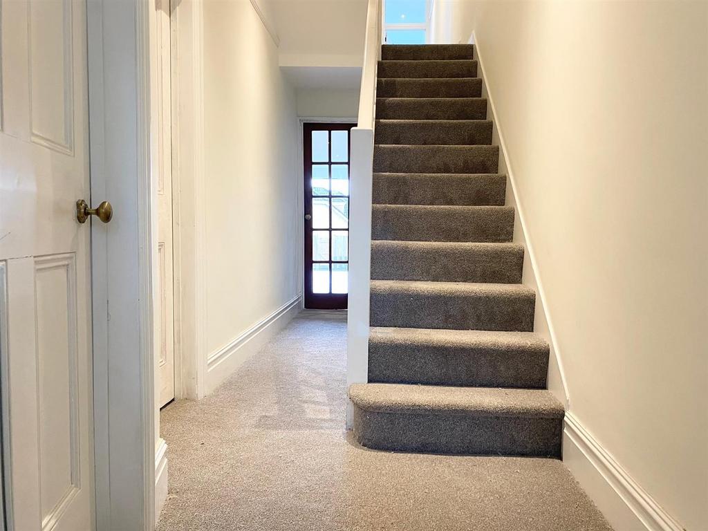Hallway.jpg
