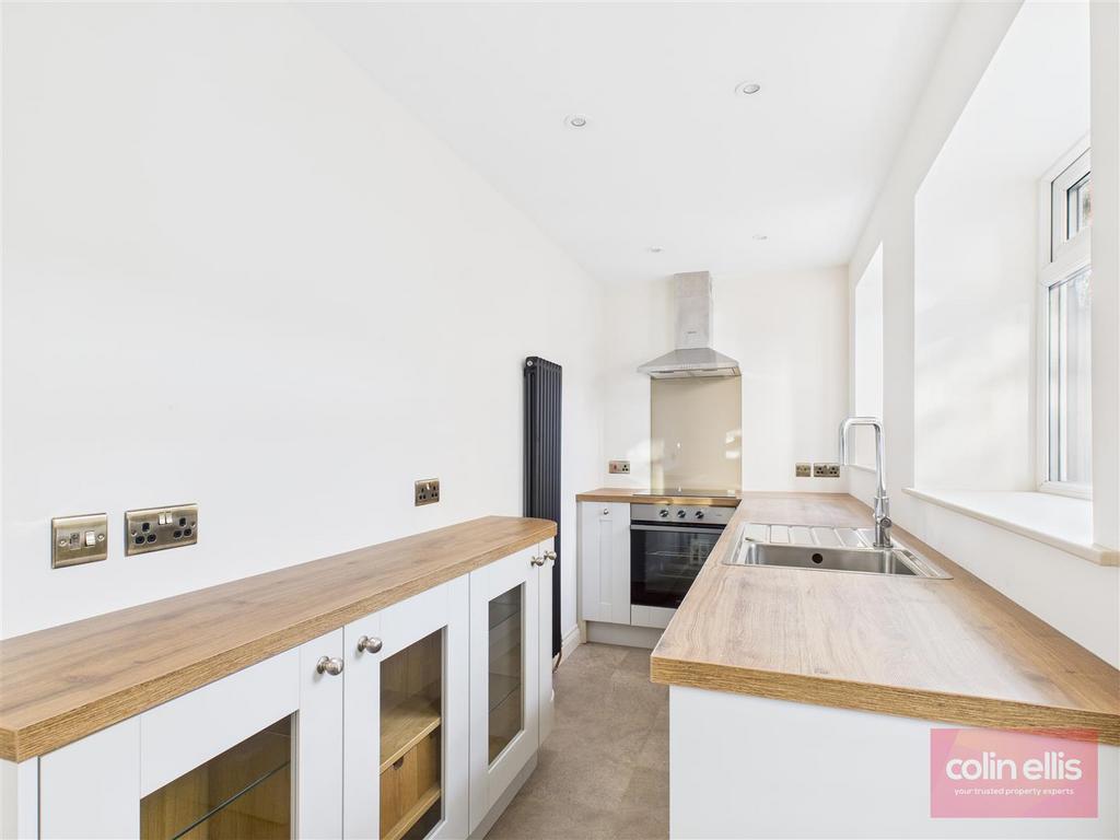 CAM05075 G0-PR0255-STILL016.jpg