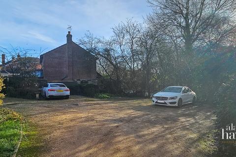 undefined, Woodshaw Mead, Royal Wootton Bassett, SN4