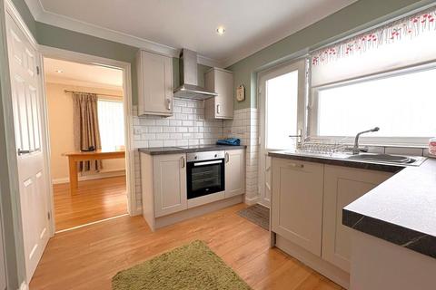 2 bedroom detached bungalow for sale, Elder Grove, Carmarthen SA31