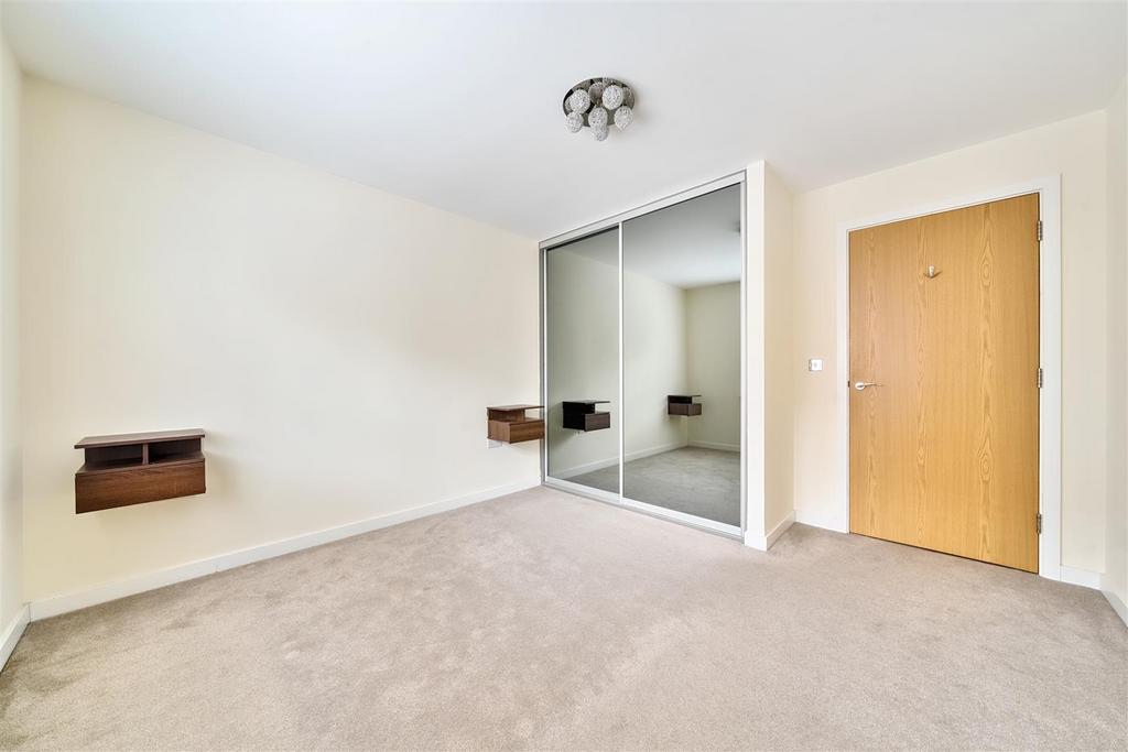 Bedroom x2.jpg