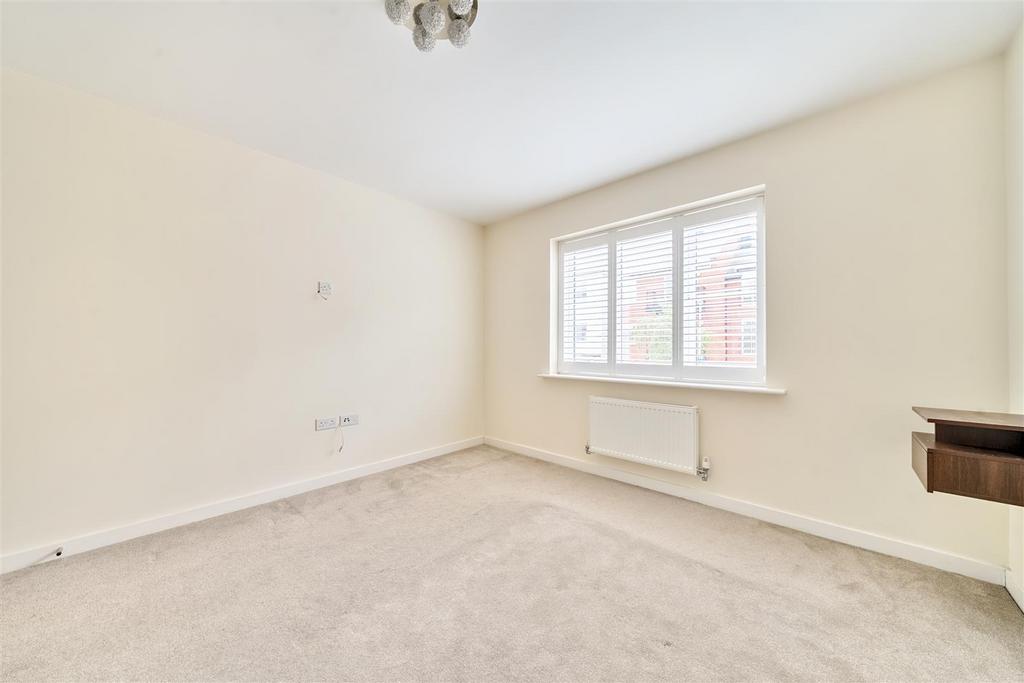Bedroom 4.jpg