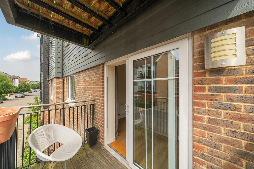 Balcony 4.jpg