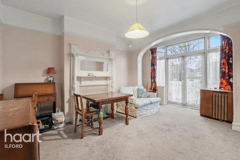 3 bedroom terraced house for sale, Cowley Road, Ilford