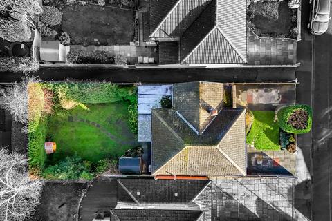 4 bedroom detached house for sale, Wentworth Avenue, Timperley, Altrincham