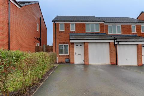 undefined, Tigers Road, Leicester LE8