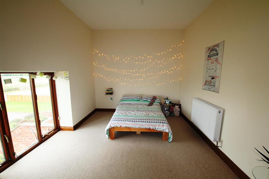 Thegrange,bed4.jpg