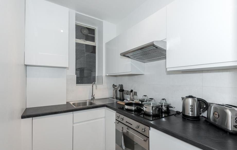 1a 241-243 baker street 3 01.07.png