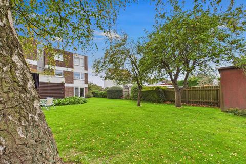 undefined, St. Michaels Mount Flats, Inglemire Avenue, Hull, HU6 7TF