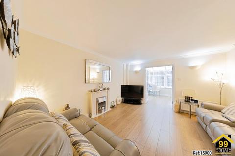 undefined, Dolben Court, Milton Keynes, MK15
