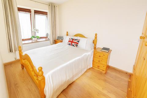 undefined, Limes Avenue, Chigwell, IG7