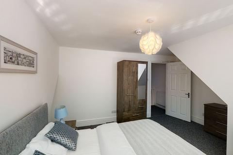 5 bedroom house share to rent, Grove Road, Folkestone, CT20
