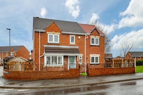 4 bedroom detached house for sale, Pinfold Gardens, Cudworth, S72