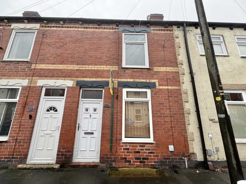 2 Bed Terrace for Rent