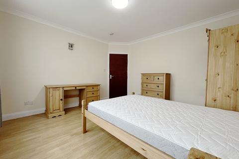 undefined, Summerhouse Avenue, Hounslow, TW5