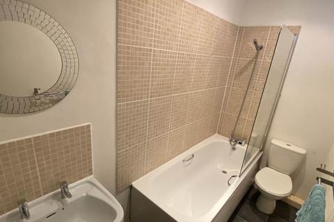 1 bedroom flat to rent, Richmond Road, Roath, Cardiff