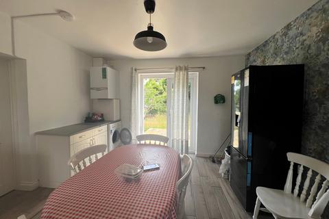 1 bedroom house to rent, Overn Avenue, Buckingham, MK18
