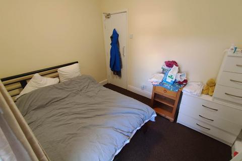 undefined, Cathays Terrace , ,