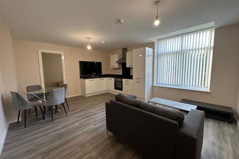 1 bedroom flat to rent, Goodiers Drive, Southwood House, M5
