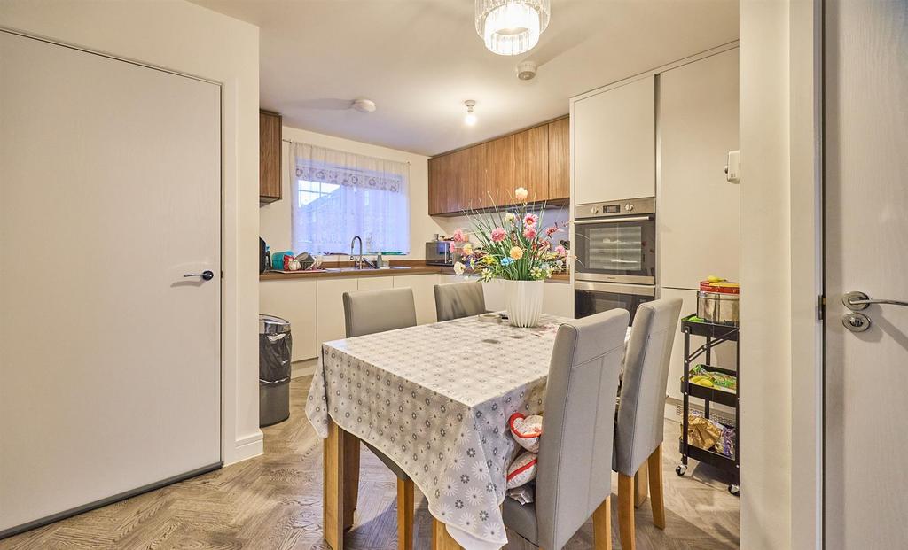 Notleyfield Drive, ES 14.jpg