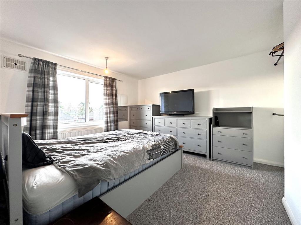 Bedroom One 325