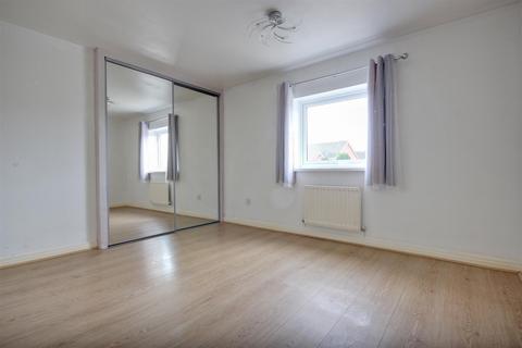 undefined, Harbour Way, Hull