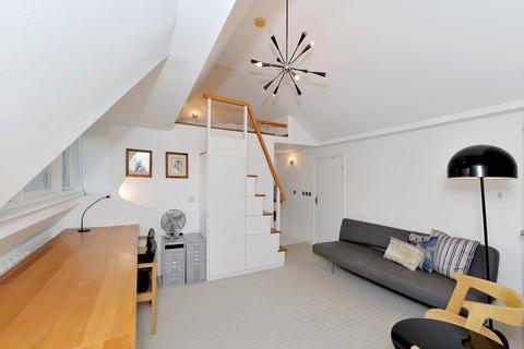 undefined, Ladbroke Grove, London, W11