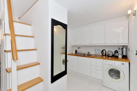 undefined, Ladbroke Grove, London, W11