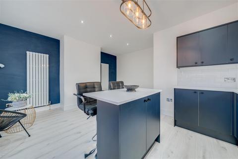 4 bedroom semi-detached house for sale, Cliffe End Road, Huddersfield HD3