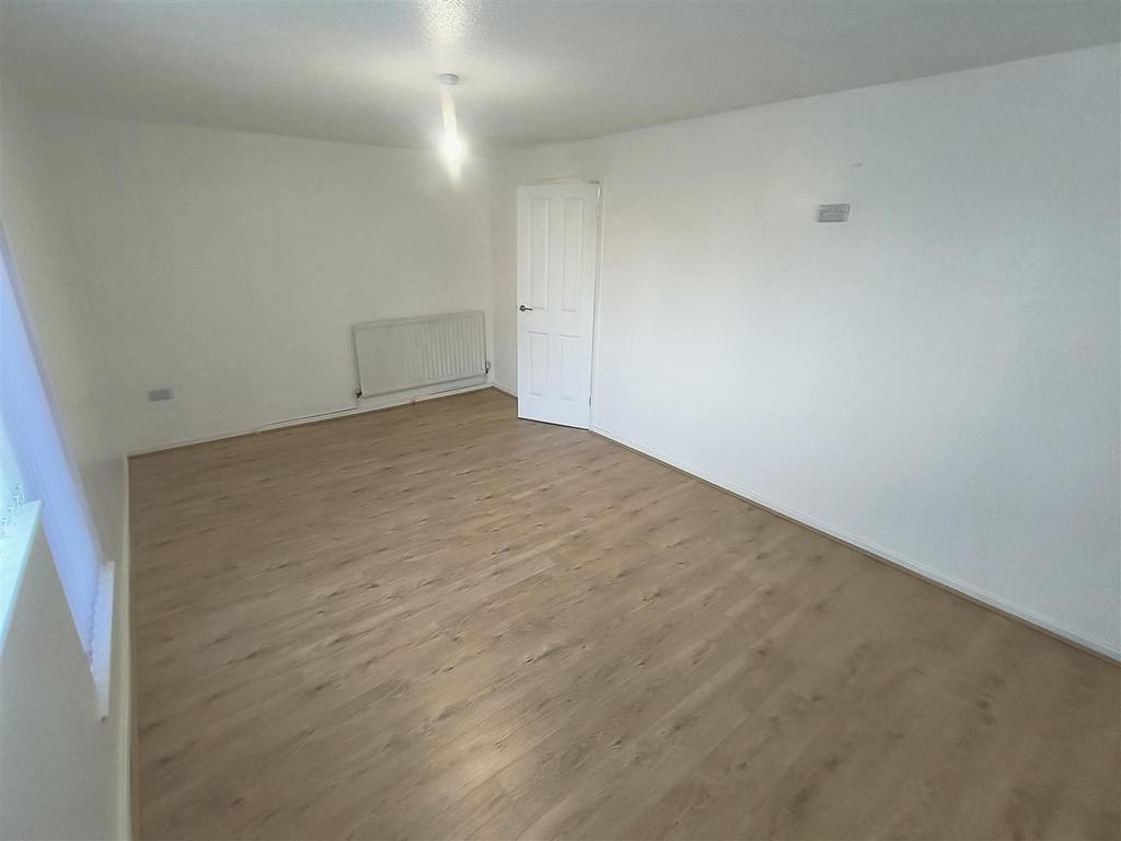 Livingroom.jpg