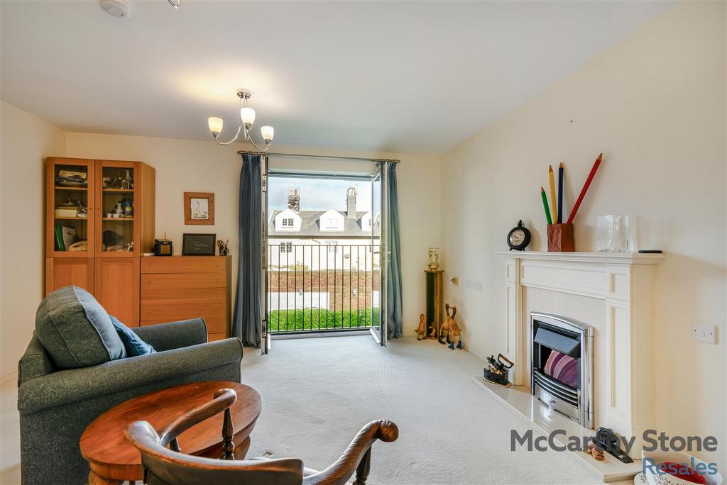 8673064-interior14.jpg