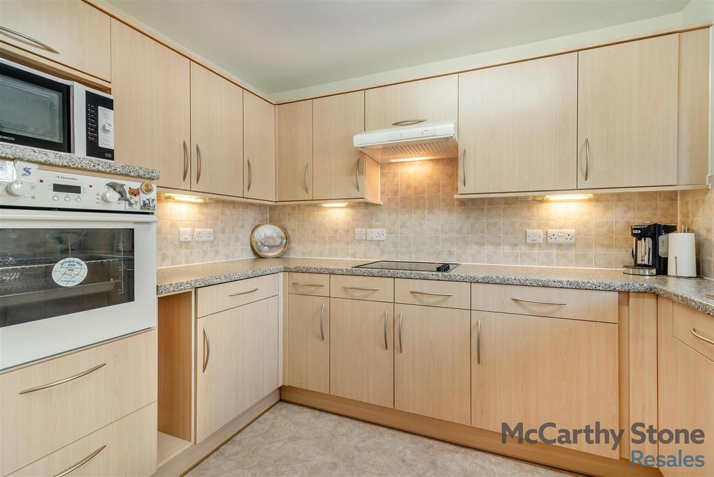 8673064-interior20.jpg